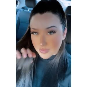 Meet your Posher, Savannah